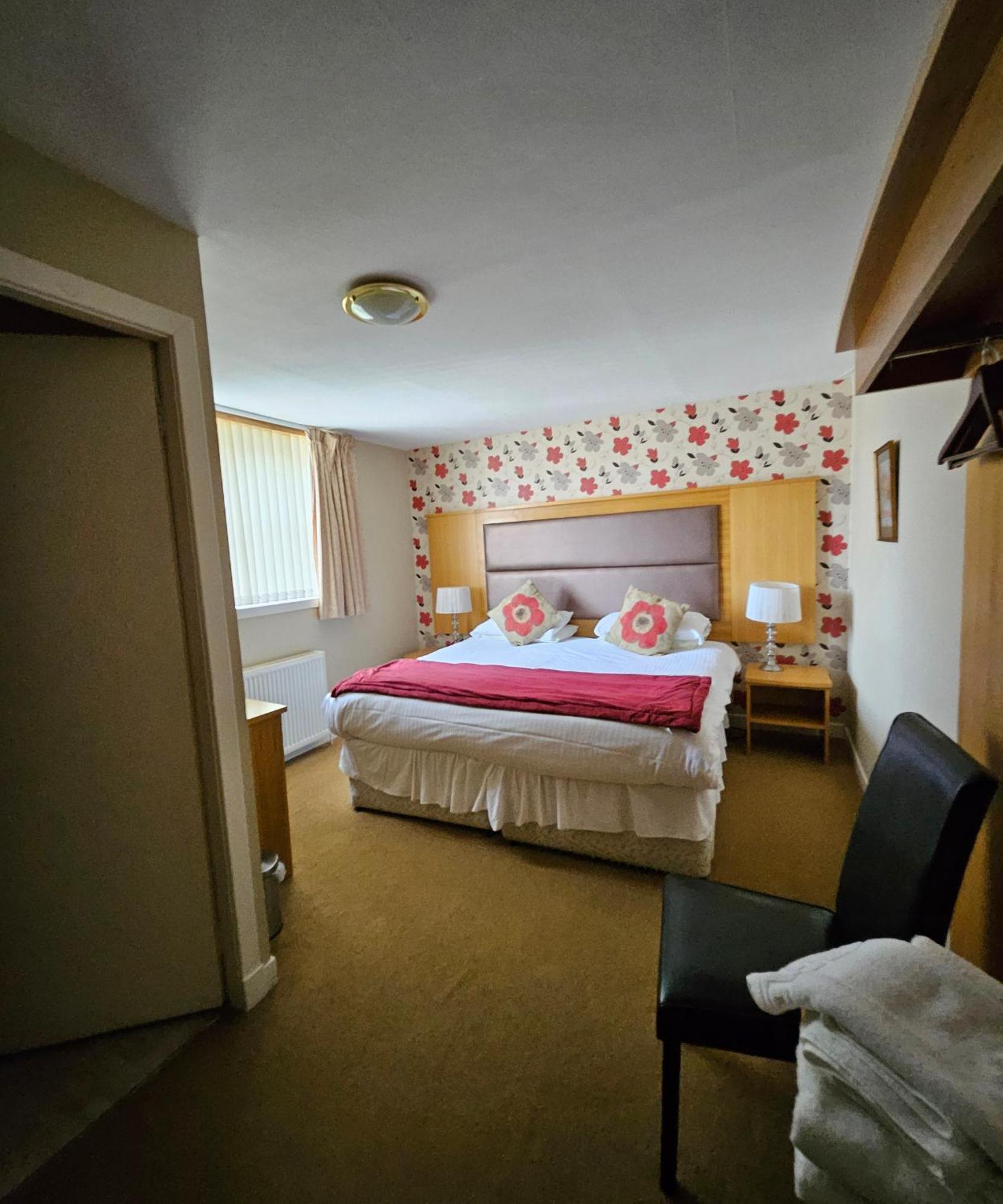 Station Hotel Portsoy Zewnętrze zdjęcie